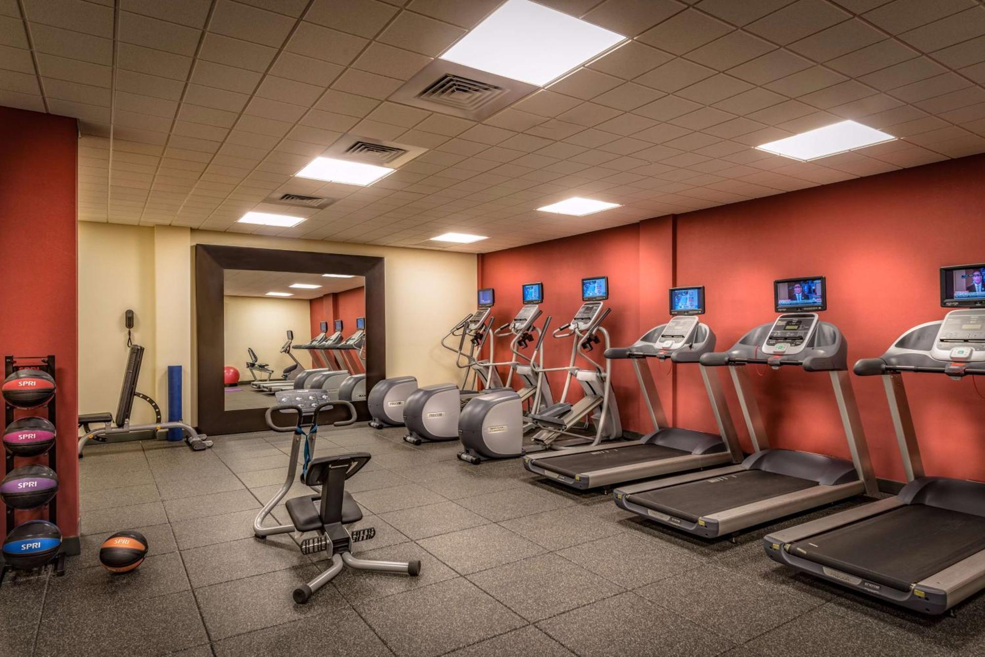 Hilton Garden Inn Reagan National Airport Arlington Extérieur photo